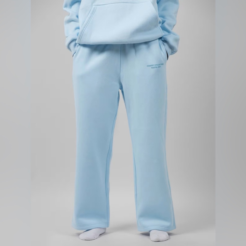 Comfrt Baby Blue Pastel Straight Leg Sweatpants - S - Picture 6 of 10